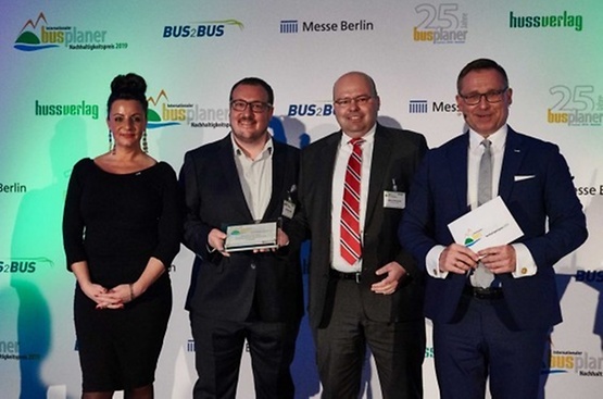 from left: Michaela Pech (sales HUSS-VERLAG), Andreas Hager (in-tech), Marco Neubold (ZF Aftermarket) and Bert Brandenburg (director HUSS-VERLAG)